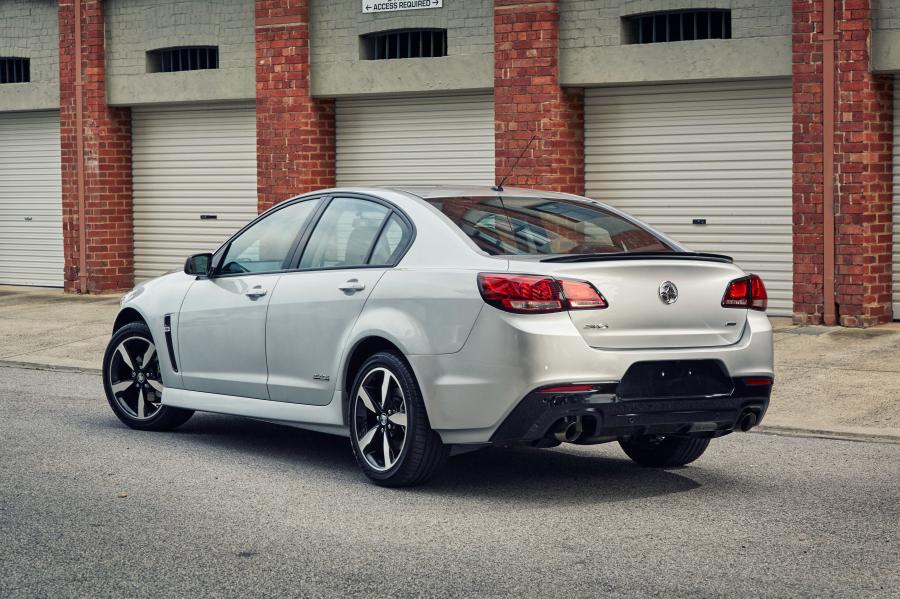  Holden Commodore Black 2016 года  (фото 2 из 3)